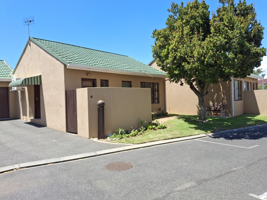 2 Bedroom Property for Sale in Strand South Western Cape